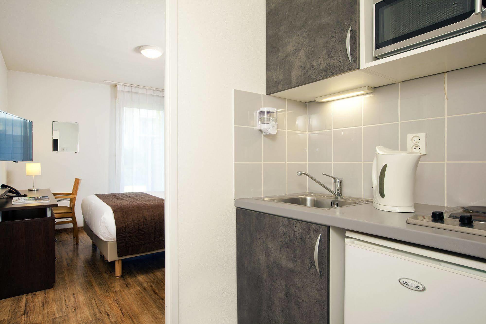 Sejours & Affaires Caen Le Clos Beaumois Luaran gambar
