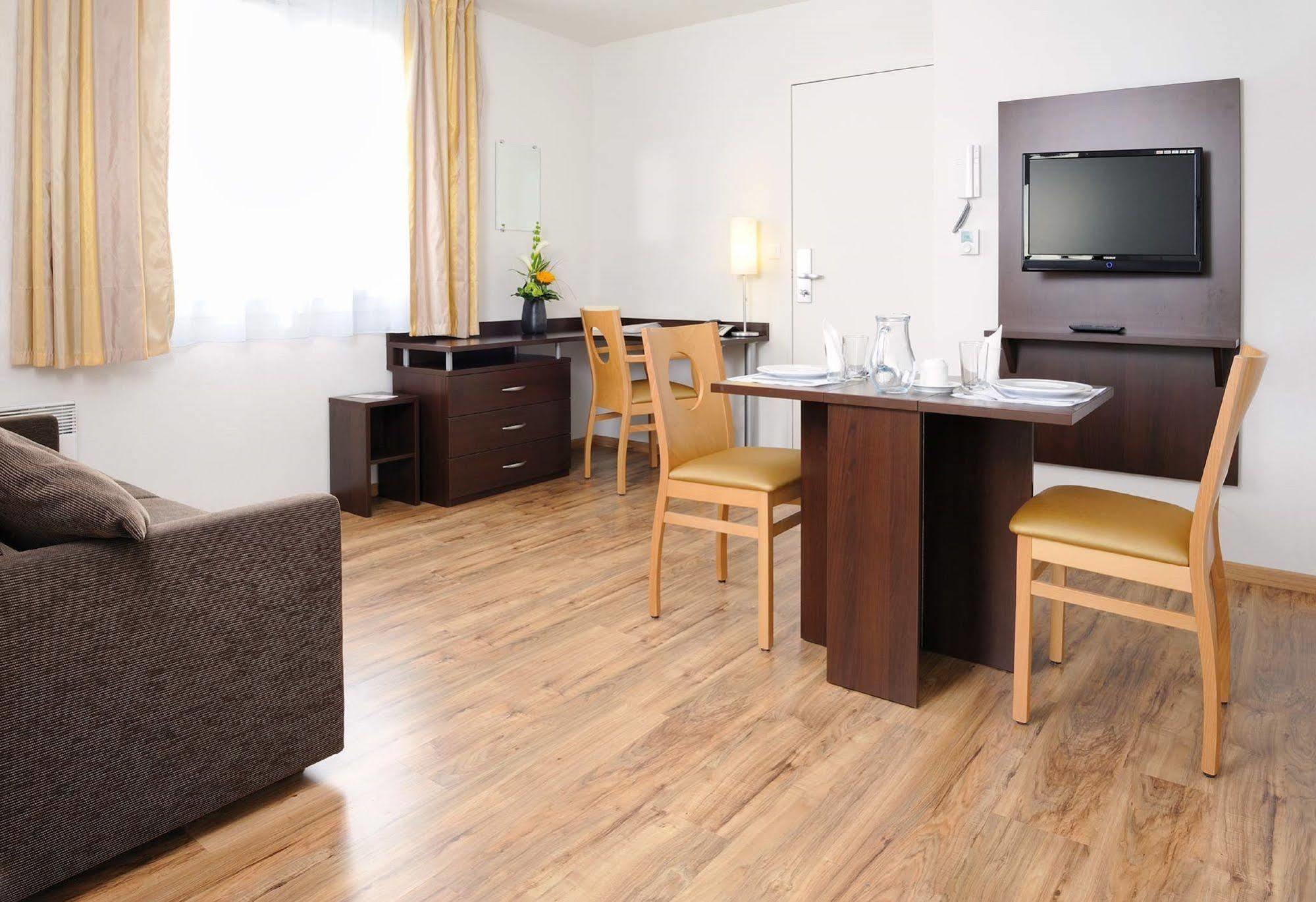 Sejours & Affaires Caen Le Clos Beaumois Luaran gambar