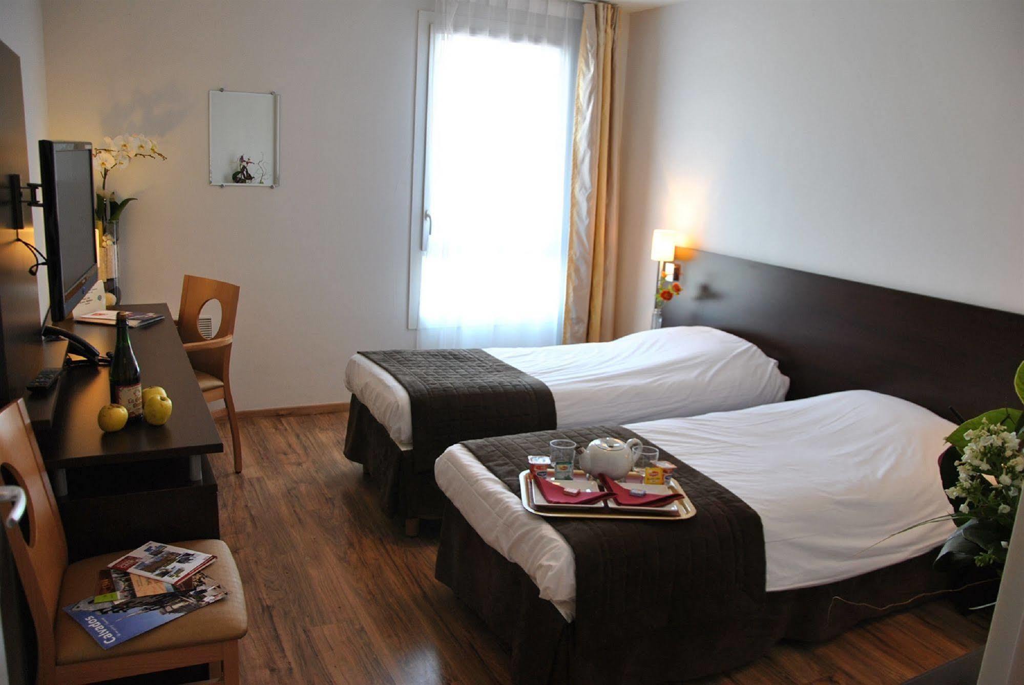 Sejours & Affaires Caen Le Clos Beaumois Luaran gambar