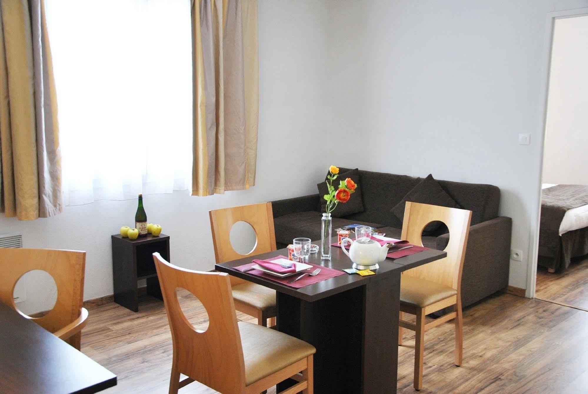 Sejours & Affaires Caen Le Clos Beaumois Luaran gambar